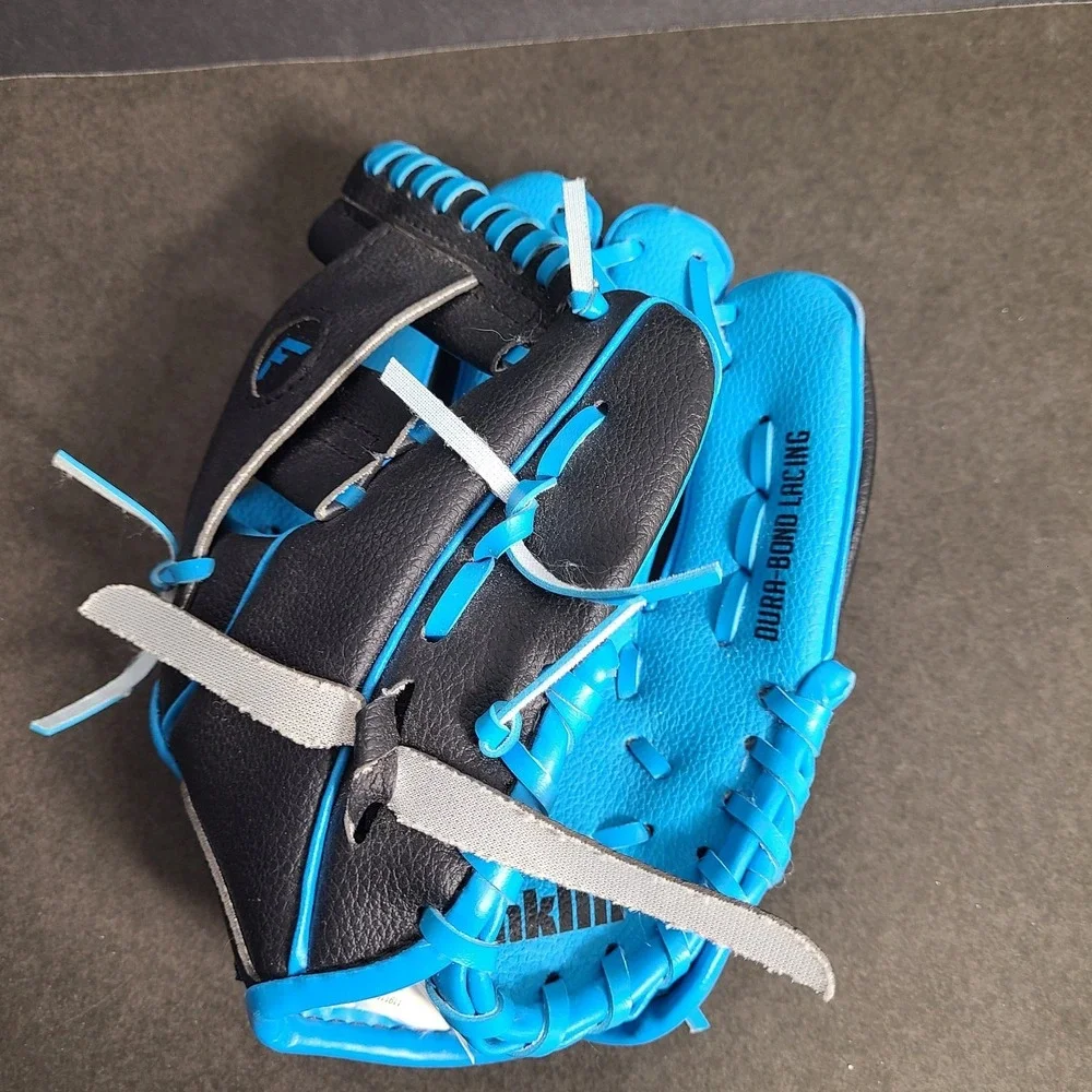 Franklin Sports Inferno Youth Baseball Glove Black/Blue Ready to Play EUC